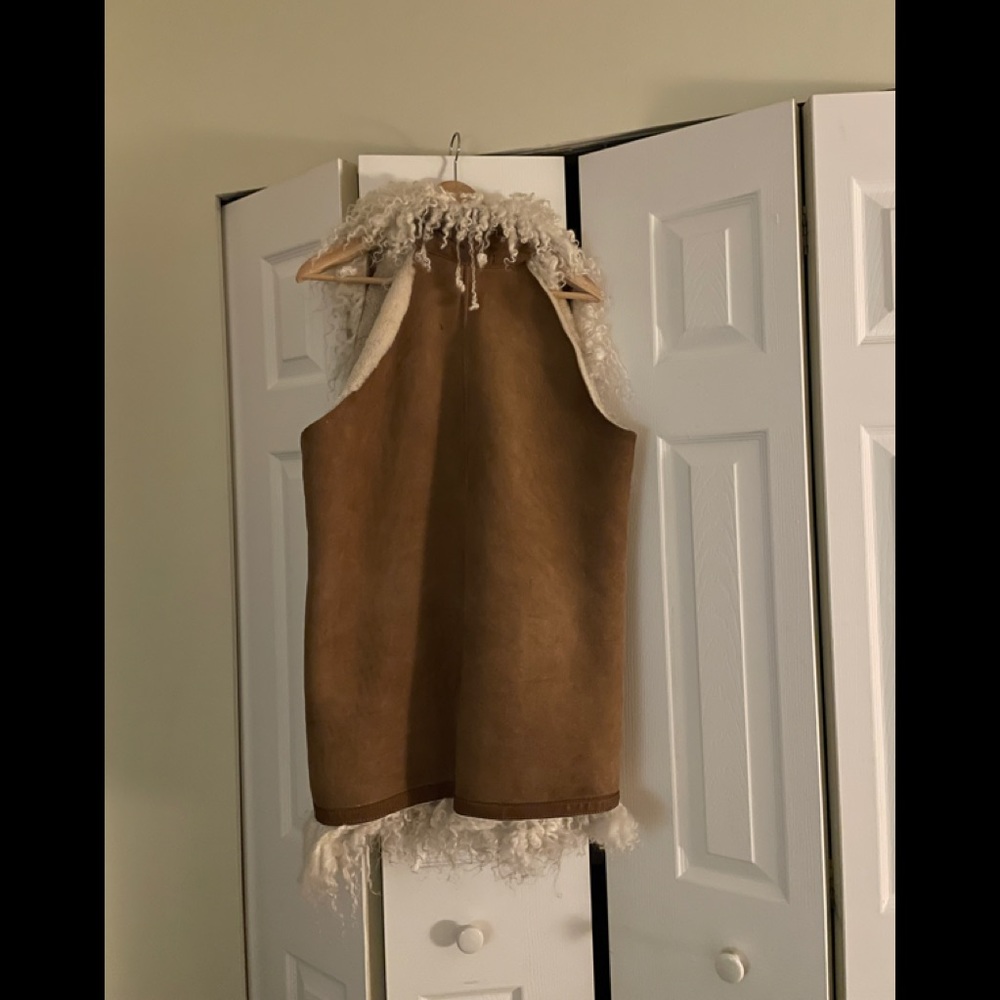 Vintage Sheepskin Shearling Vest - Picture 3 of 3